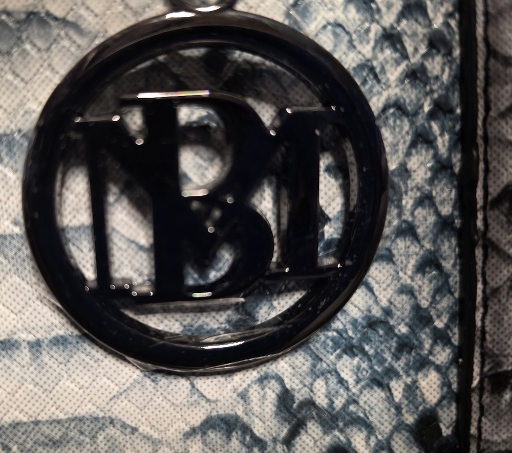 Studio Badgley Mischka Snakeskin Women's Tote - Picture 2 of 6